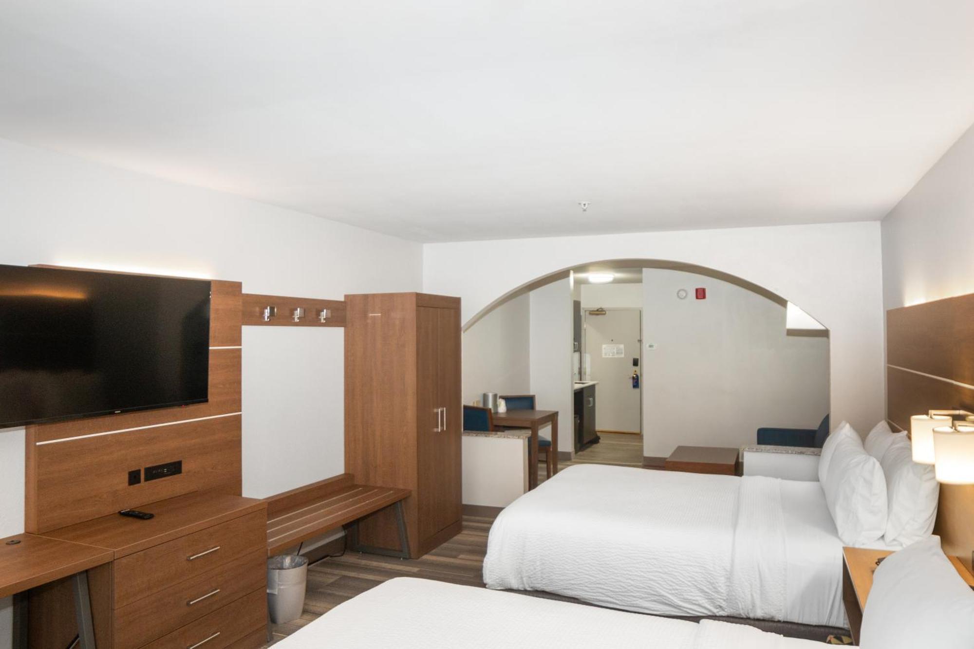 Holiday Inn Express And Suites Stroudsburg-Poconos By Ihg Екстериор снимка