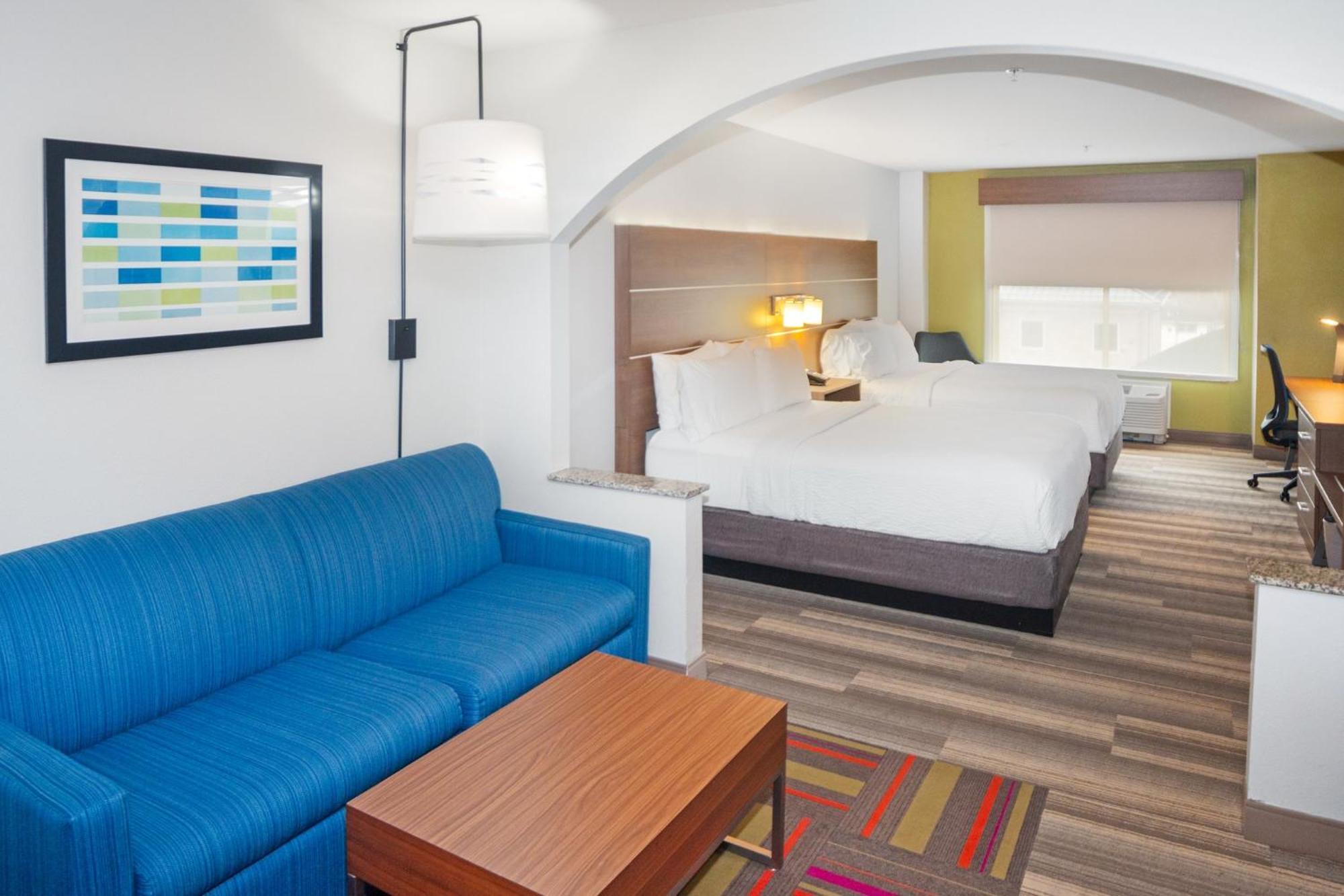 Holiday Inn Express And Suites Stroudsburg-Poconos By Ihg Екстериор снимка