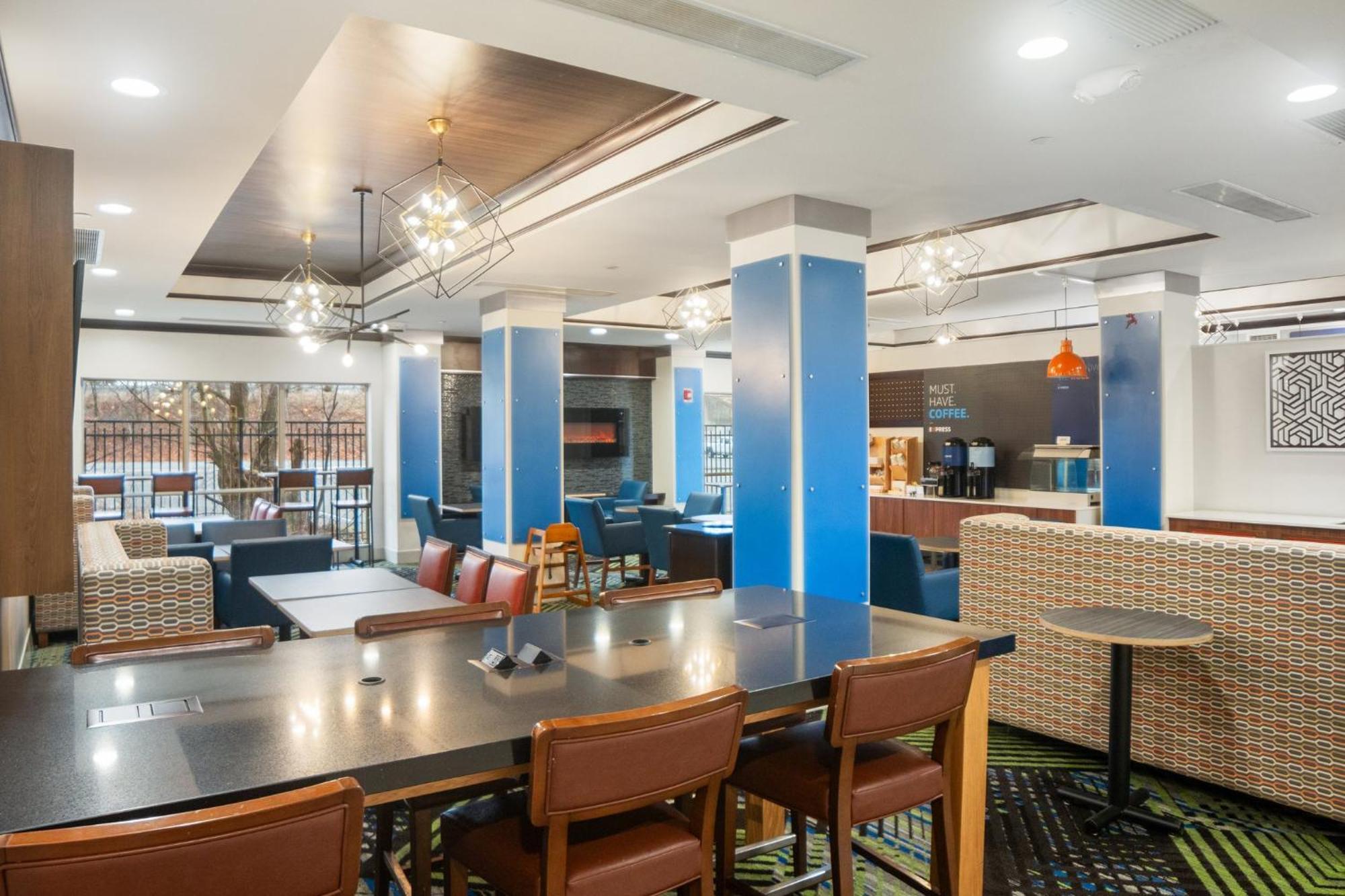 Holiday Inn Express And Suites Stroudsburg-Poconos By Ihg Екстериор снимка