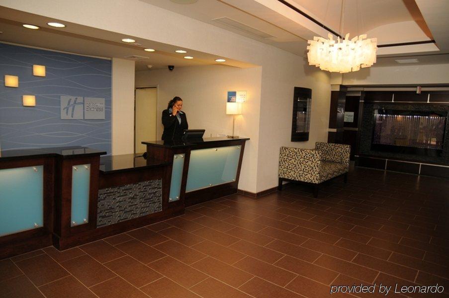 Holiday Inn Express And Suites Stroudsburg-Poconos, An Ihg Hotel Интериор снимка